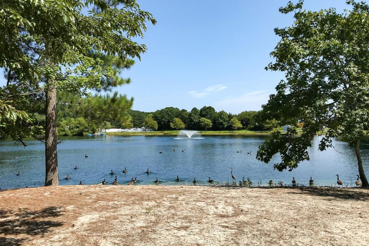 Assateague Point Vacation Villa Berlin Bagian luar foto